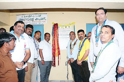 ವಿದ್ಯಾರ್ಥಿಗಳು ಕಲಿಕೆಗೆ ಒತ್ತು ನೀಡಲಿ