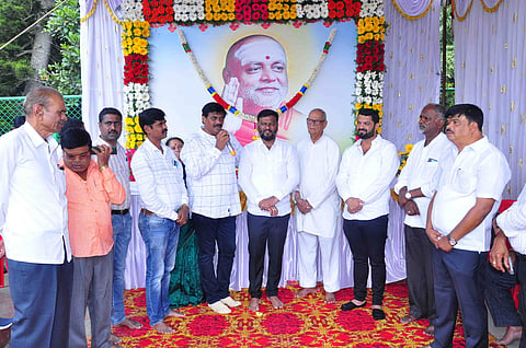 ನಗರದಲ್ಲಿ ಶ್ರೀ ಬಾಲಗಂಗಾಧರನಾಥ ಮಹಾಸ್ವಾಮೀಜಿಯವರ 79ನೇ ಜನ್ಮ ಜಯಂತಿಗೆ ಶಾಸಕರು ಚಾಲನೆ