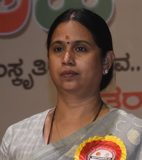 3 Dwd 2 Laxmi Hebbalkar