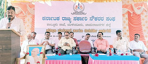 ದೇಶದ ಪ್ರಗತಿಯಲ್ಲಿ ಸರ್ಕಾರಿ ನೌಕರರ ಕೊಡುಗೆ ಅಪಾರ