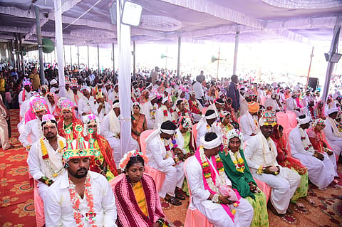 mass marriage at huligemma temple in huligi village koppal mangalya bhaghya