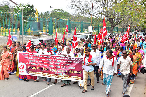 Agricultural laborers protest mandya