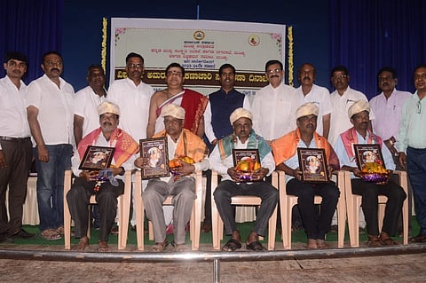 Amarashilpi Jakanachari Jayanti mandya