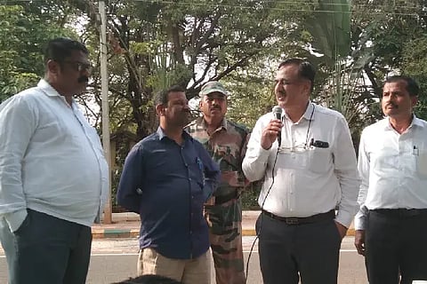 Forestry laborers' strike end, alamati, payment of wages, chief engineer,