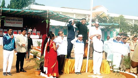HUN-JAN-26=1(REPUBLIC DAY AT HUNSUR)