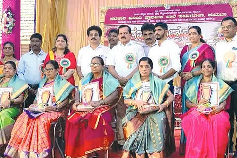 Handigon School Shatamanotsava