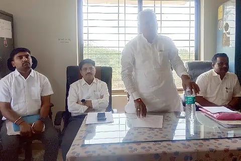 MLA, Siddhu Savadi, Theradala, Republic Day,