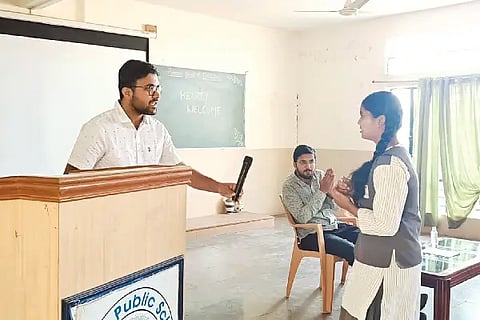 Prof. Sumeet Duddagi, Prerna Public School, Vijayapura,