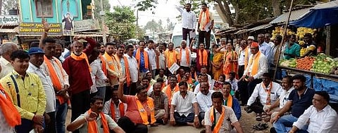Rmgm-Ph-002-Bjp Protest Modi Photo-Vehicle Thade Rmgm -3-1-2024 (1)