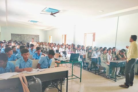 Sirigeri Teach
