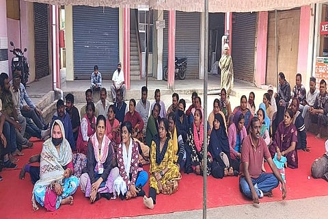 Street vendors protest