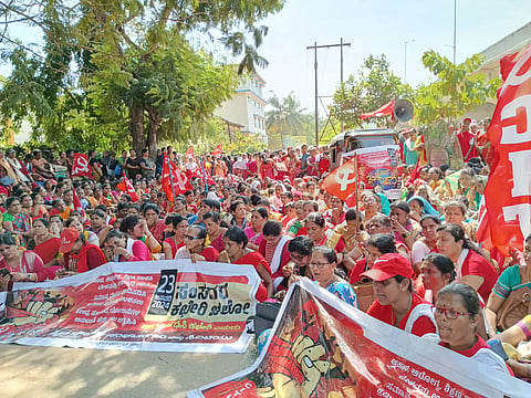 Anganwadi, Akshara Dasoha employees strike