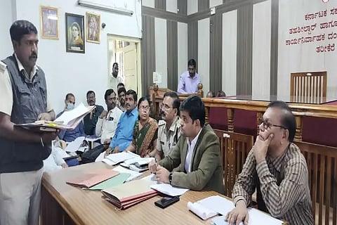 meeting (1)