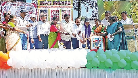 ಚಿತ್ರ 11ಎಸ್ ಡಿ ಪಿ 1