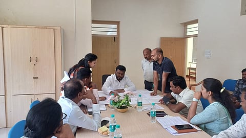 ಕುಡಿಯುವ ನೀರಿಗೆ ಸಮಸ್ಯೆ:ಅಧಿಕಾರಿಗಳೊಂದಿಗೆ ಶಾಸಕರ ಸಭೆ
