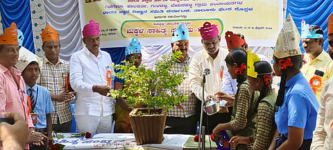 students sahitya mela in ginigera village koppal school education department