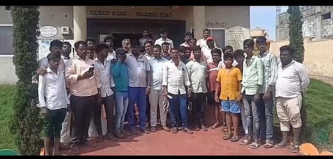 un touch ability in halavarthi village near koppal city youths protest