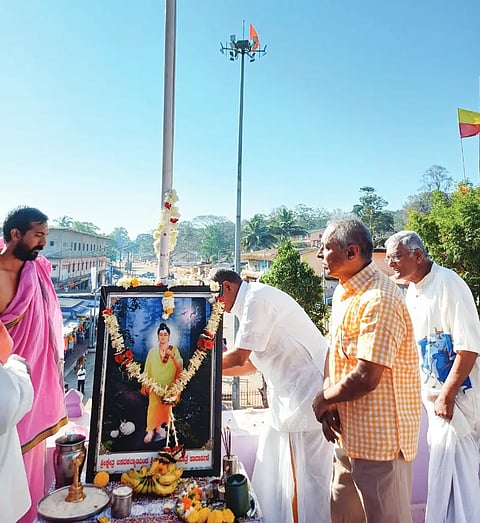 16 jyd 02 ULAVI