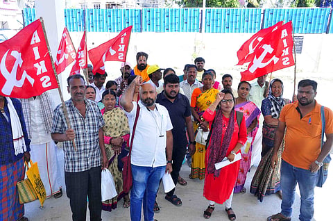 ಬಗರ್ ಹುಕಂ ಸಾಗುವಳಿ ಭೂಮಿ ಸರ್ವೆಗೆ ಆಗ್ರಹ:ಕೆಪಿಆರ್‌ಎಸ್ ನೇತೃತ್ವದಲ್ಲಿ ಪ್ರತಿಭಟನೆ