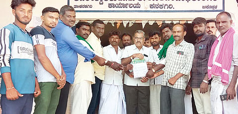 MANAVI