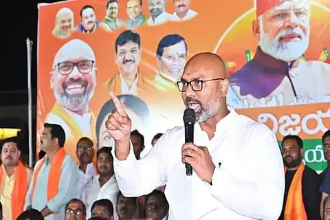 D Arvind