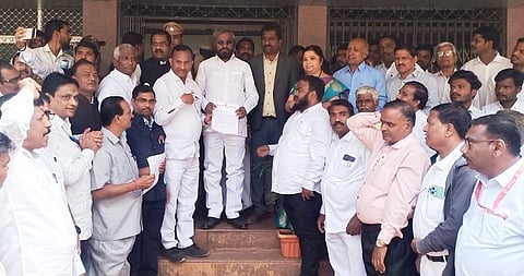 Govt Employees Sangh Memorandum