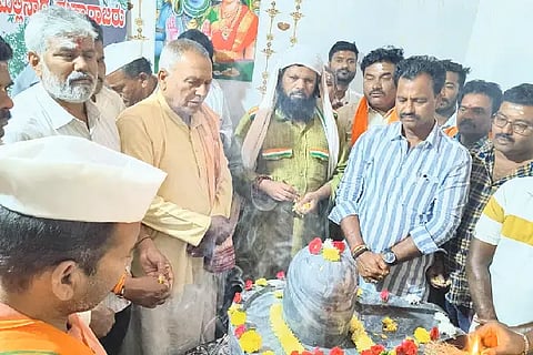Hawa Mallinatha Temple, Thikota, Linga Installation,