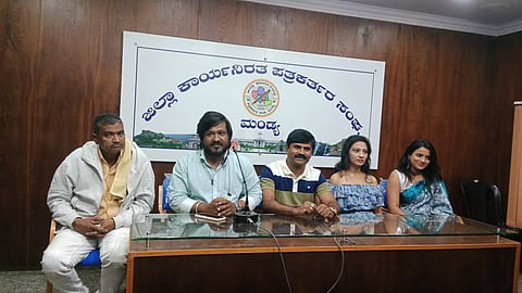 Ladies Bar Movie Press Conference mandya