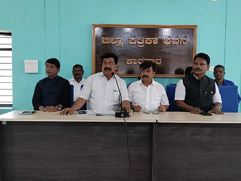 Press-Meet.