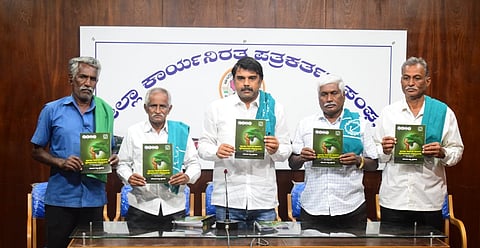 Raitha Sanga press conference mandya