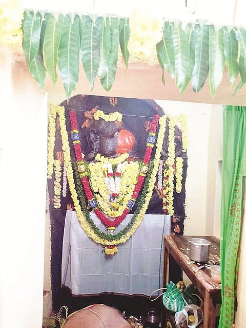 SRI ANJANEYA SWAMY IDOL