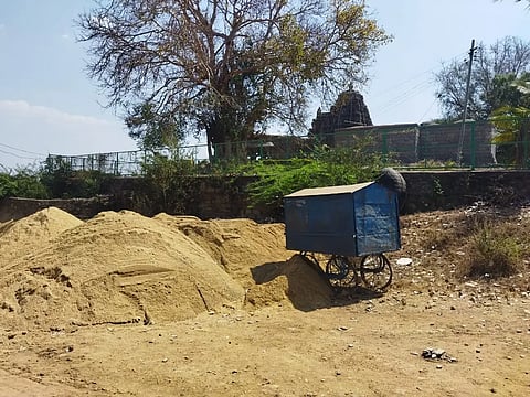 Sand Mafiya