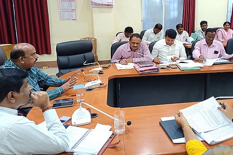 ctd 13 dc meeting (2)--006