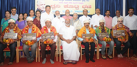 devaraja urs