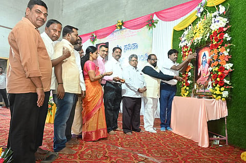 dvg-savita-jayanti-16.jpg