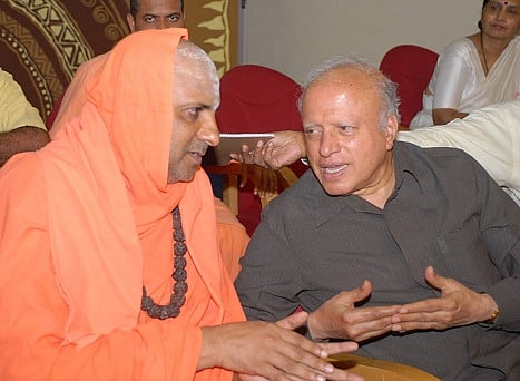 sutturu sri with swaminathan