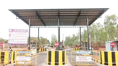 toll gate
