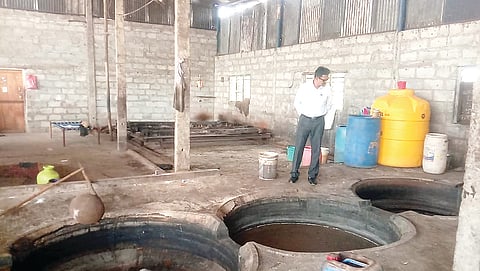 ಆಲೆಮನೆಗಳ ಪರಿಶೀಲನೆ