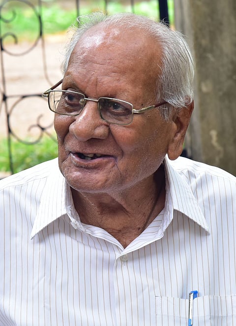 27 Dwd 3 (Dr. Gurulinga Kapase)