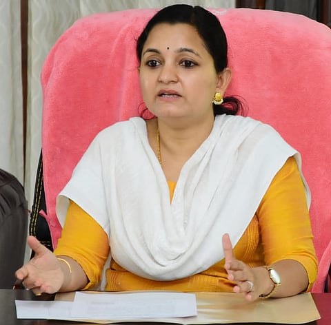5 Dwd 6 Divya prabhu
