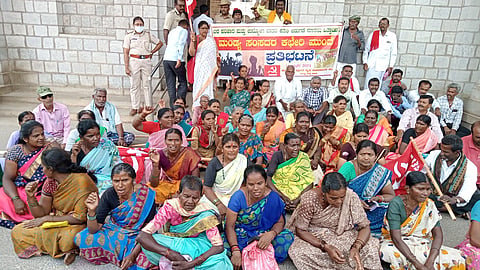 Agricultural laborers protest mandya