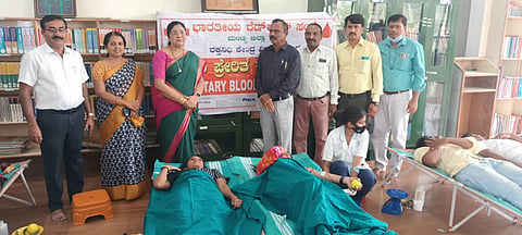 Blood donation camp in Mandavya College Mandya