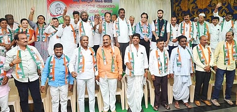 Congress Join Photo-2jpg
