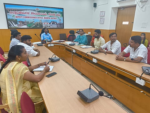 DC meeting with registered rig borewell owner mandya