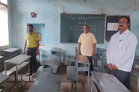 Exam, Illegal, Web Cast, Kaladagi, Bagalkote, Field Education Officer, M.S. Baddani,