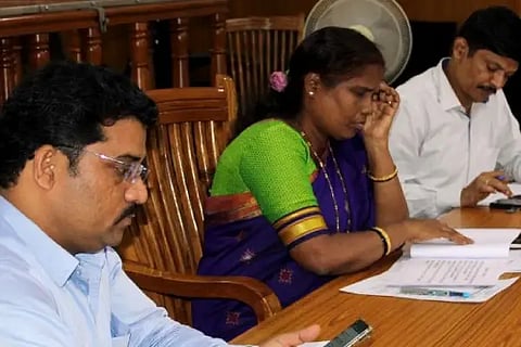 Follow the model code of conduct for transparent elections