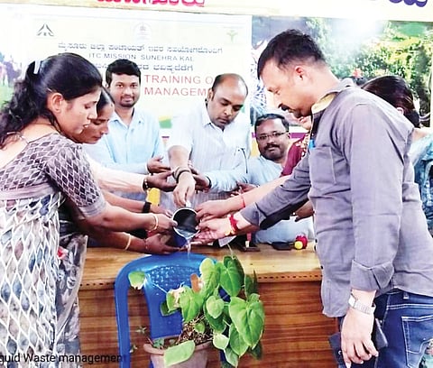 ತ್ಯಾಜ್ಯ ನಿರ್ವಹಣೆಗೆ ಆದ್ಯತೆ ನೀಡಿ