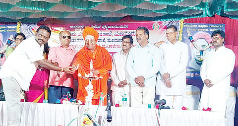 ಸಂಗೀತಕ್ಕೆ ಜ್ಞಾನದೀವಿಗೆ ಬೆಳಗುವ ಶಕ್ತಿ
