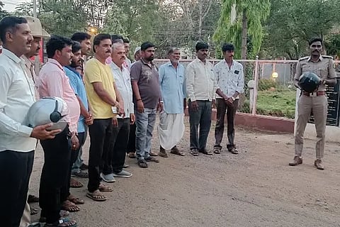 Helmet, Life Damage, Lakkappa Jodatti, Awareness Workshop, Hunagunda,