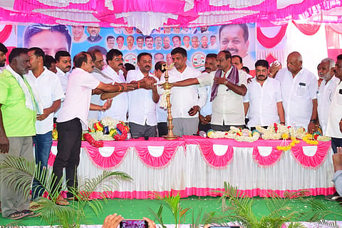 Lok Sabha election congress workers meeting mandya